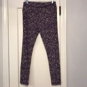 NWOT TC purple patterned leggings from LuLaRoe